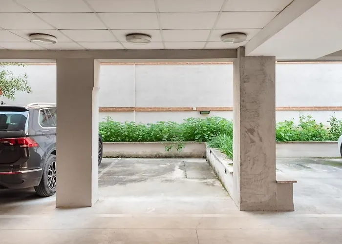 Private Terrace & Parking