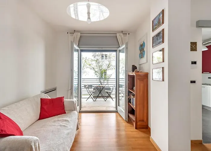 Private Terrace & Parking * Rom